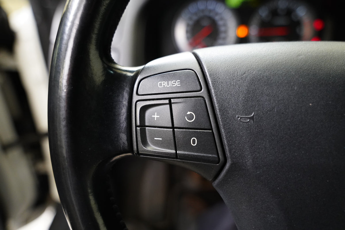 Volvo C70 2.0D 100 kW – foto 15