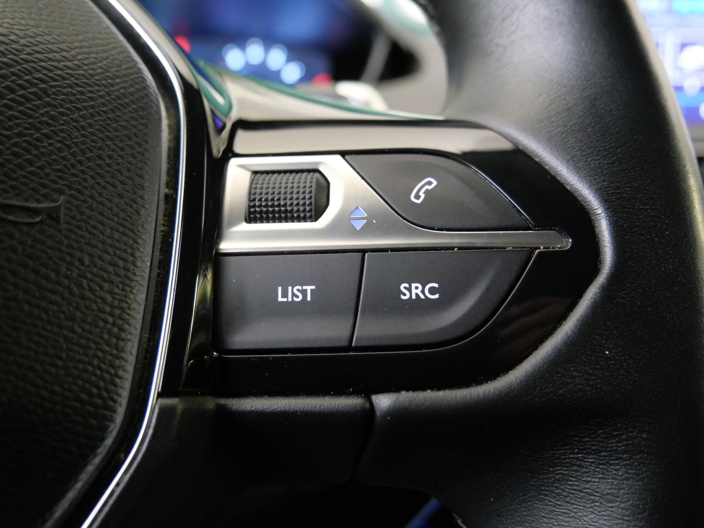 Peugeot 3008 1.2 PureTech 96 kW Allure