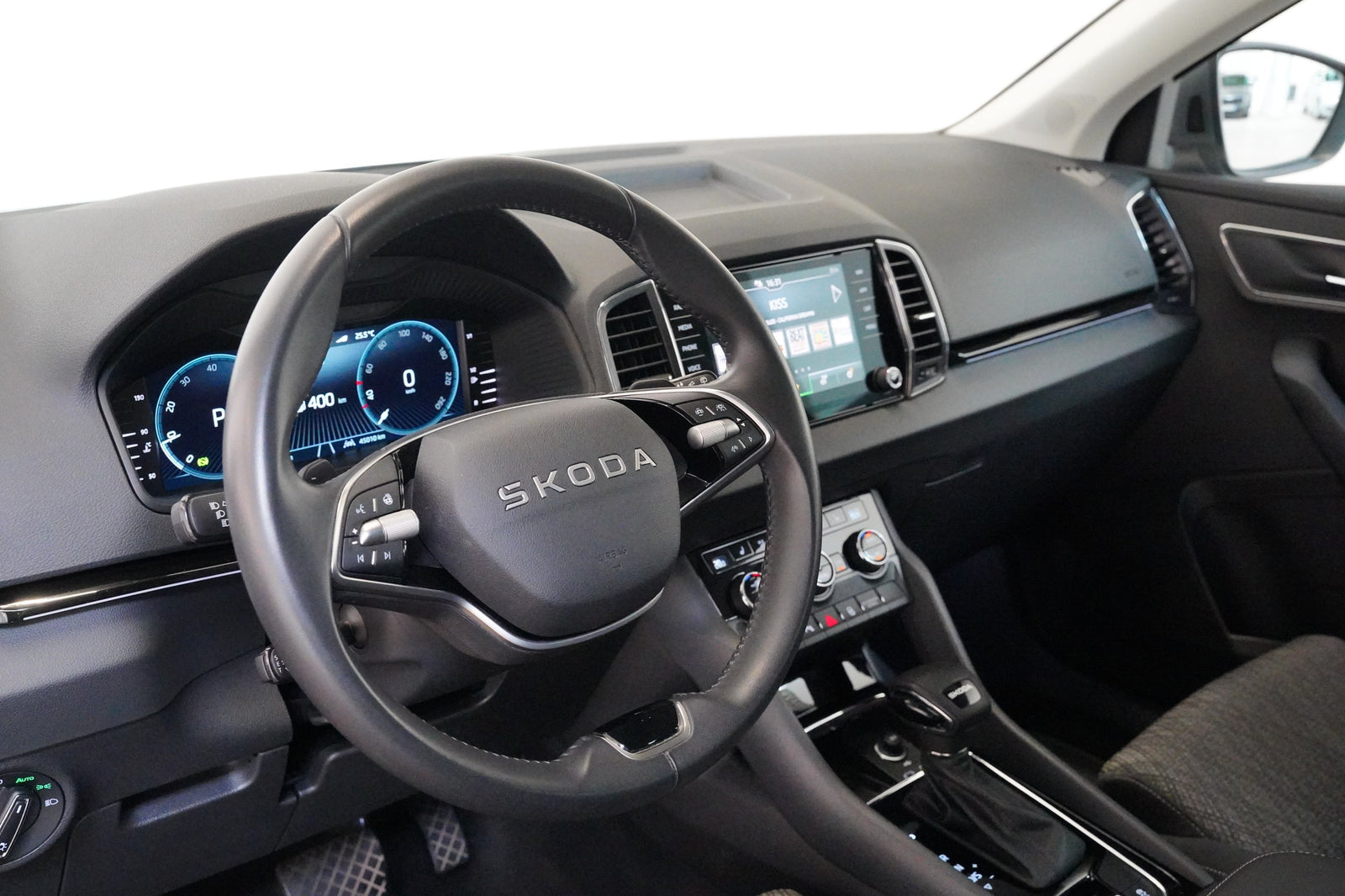 Škoda Karoq 1.5 TSI 110 kW Top Selection – foto 15