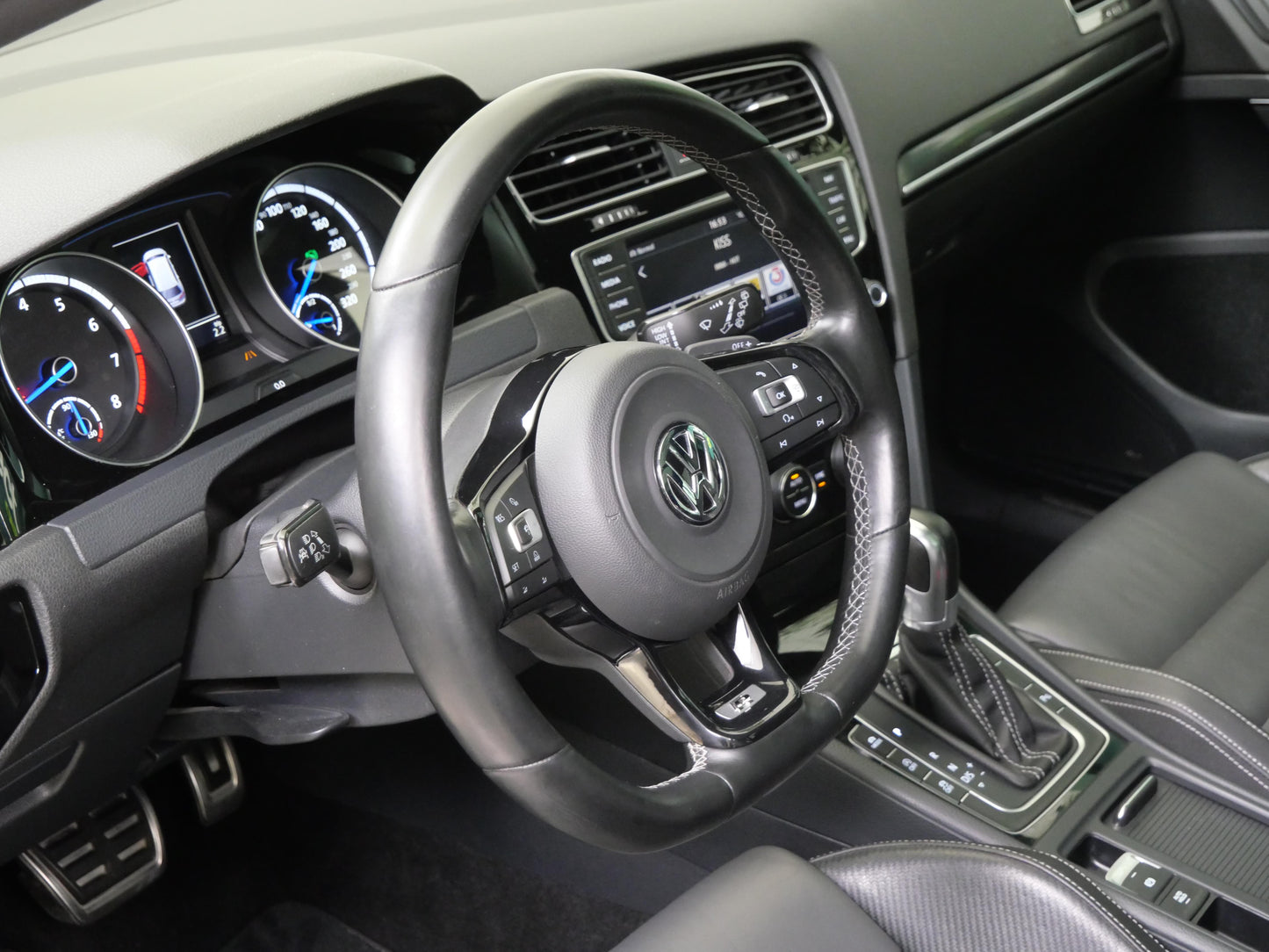 Volkswagen Golf 2.0 TSI 221 kW 4Motion "R"