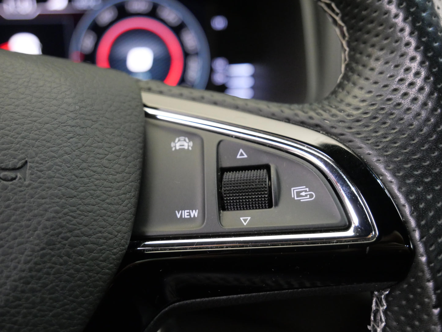 ŠKODA Karoq 1.5 TSI 110 kW Sportline