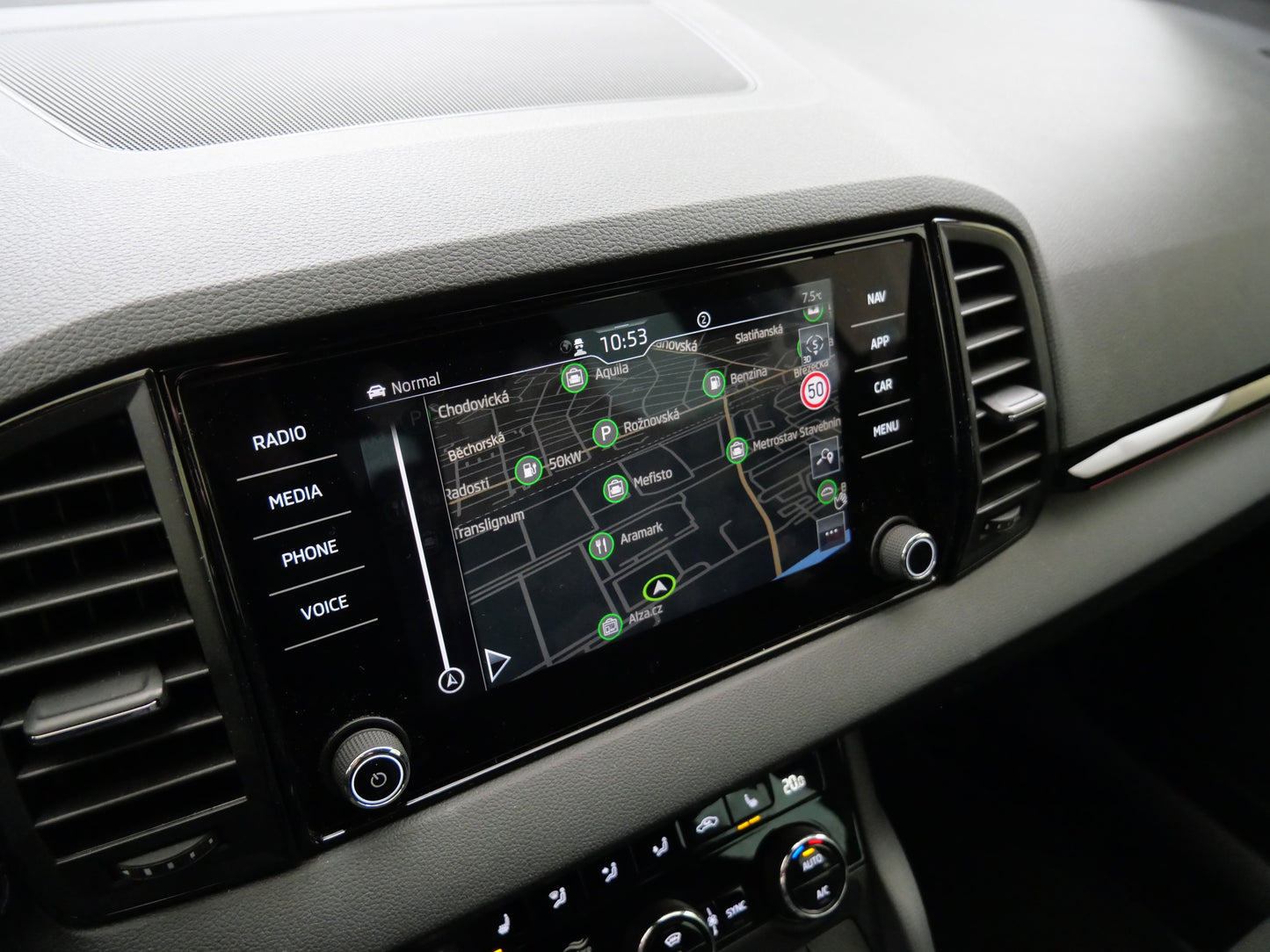 Škoda Karoq 1.5 TSI 110 kW DSG Sportline