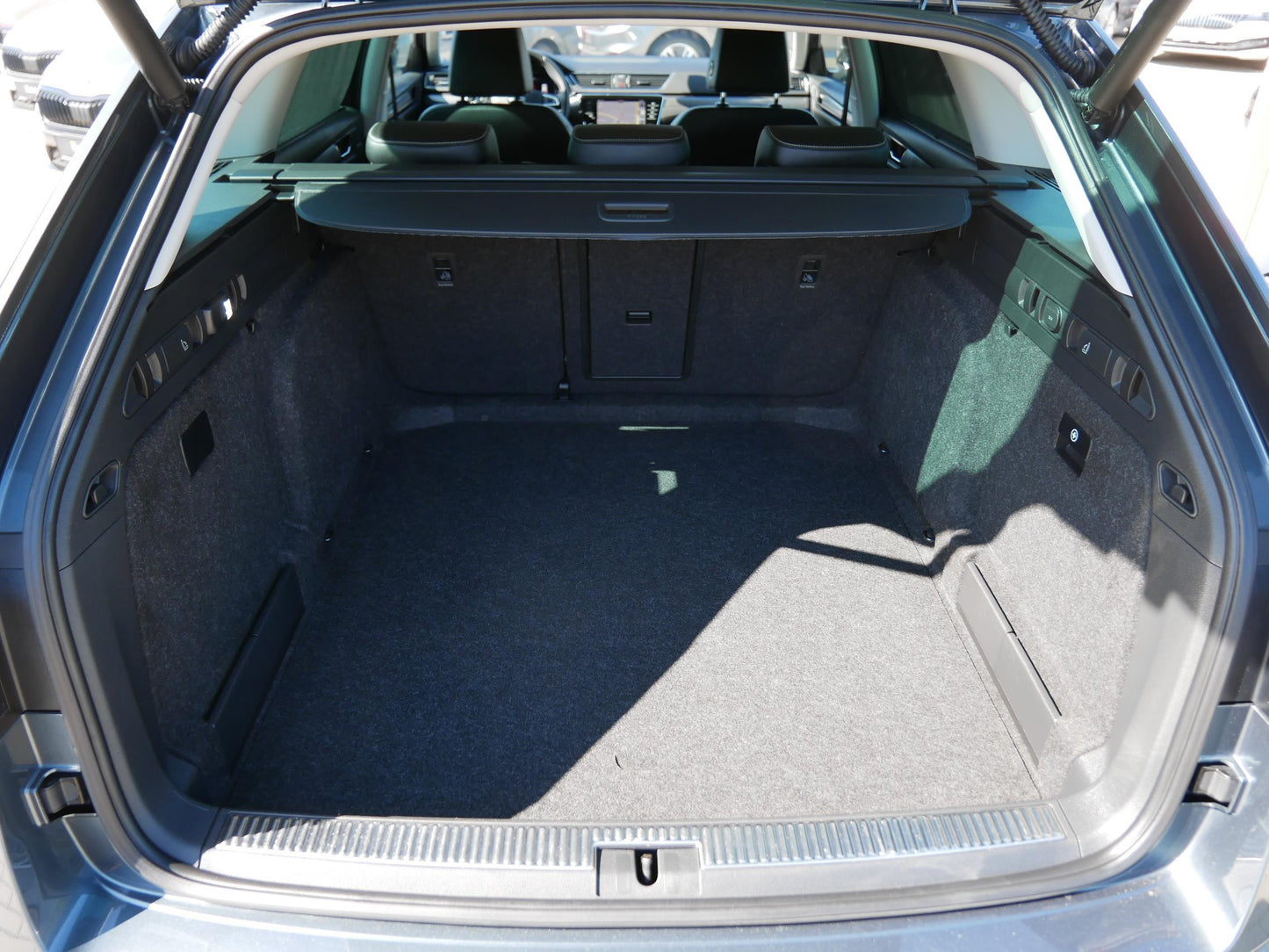 Škoda Superb 2.0 TDI 140 kW Style Business+
