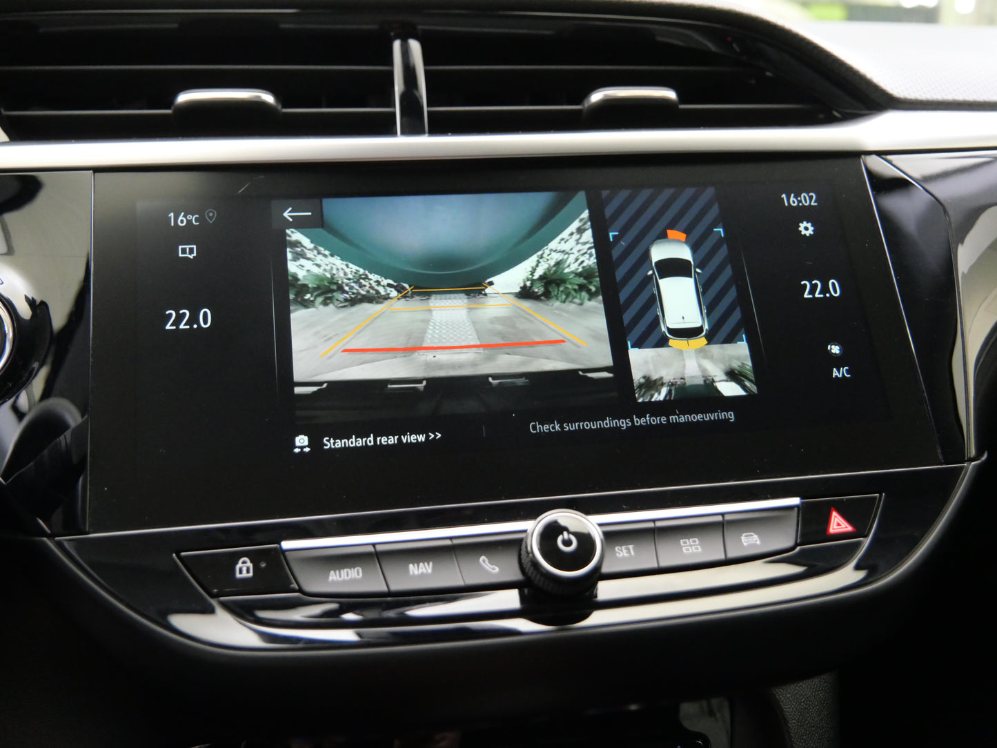 Opel Corsa 1.2 i 74 kW Turbo Elegance