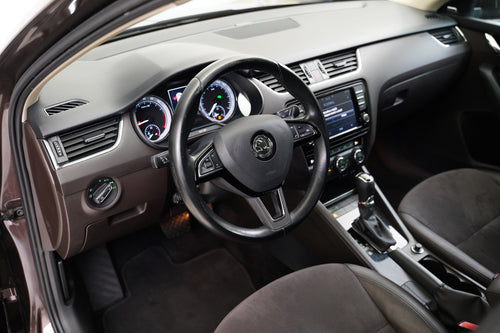 Škoda Octavia 2.0 TDI 110 kW DSG L&K – foto 15