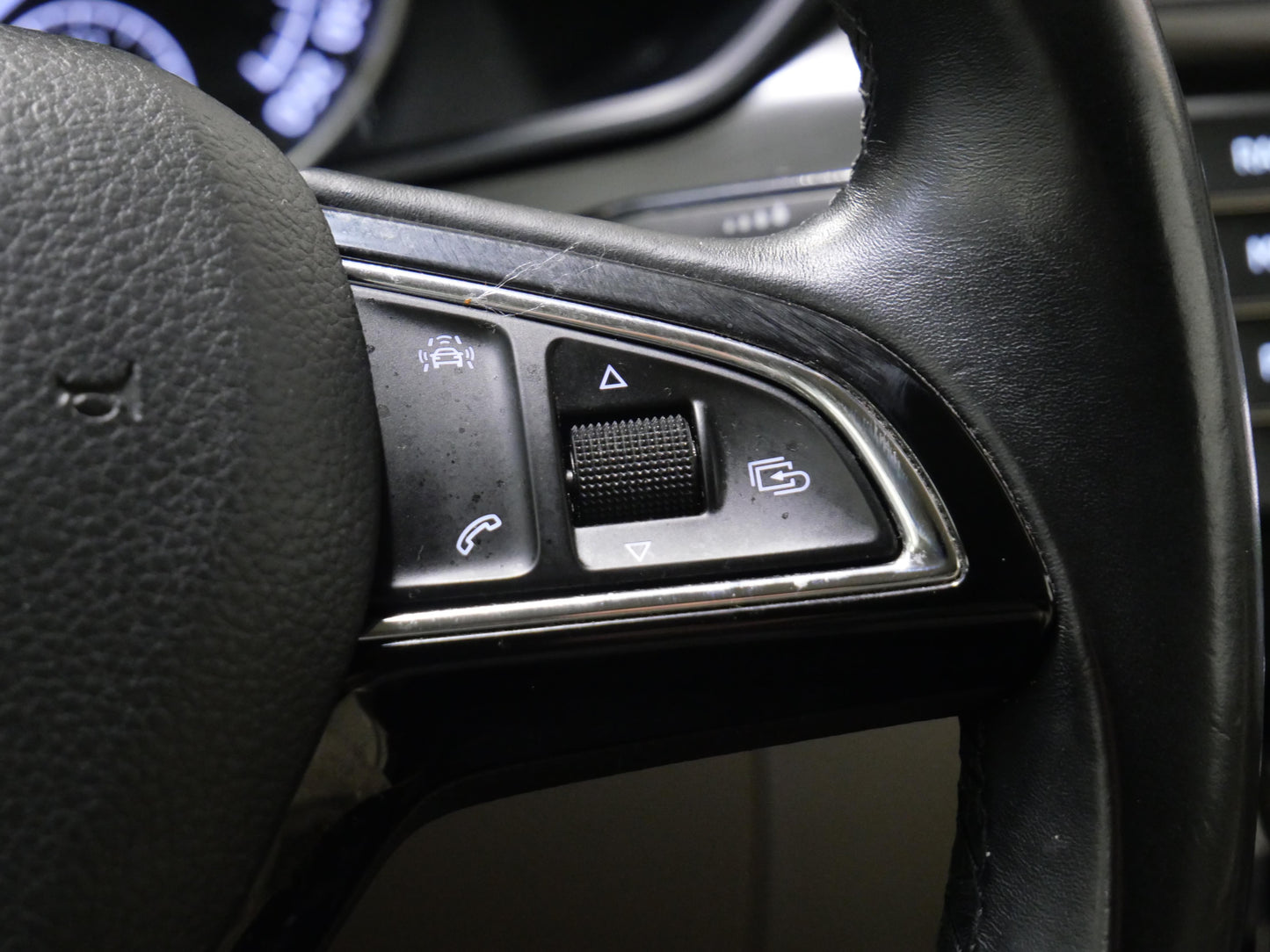 Škoda Superb 2.0 TDI 140 kW DSG Style Plus