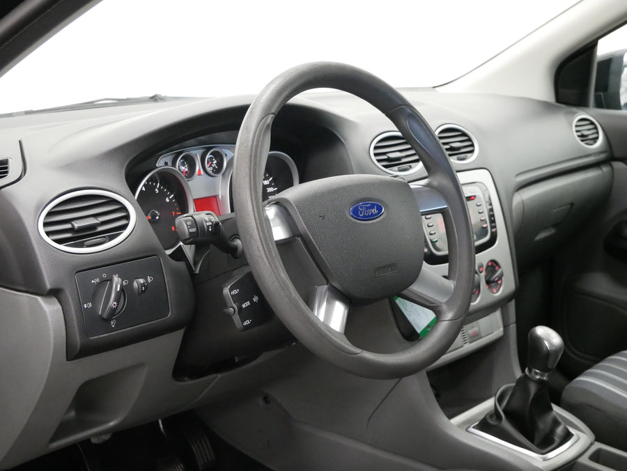 Ford Focus 1.6 16V 74kW – foto 15