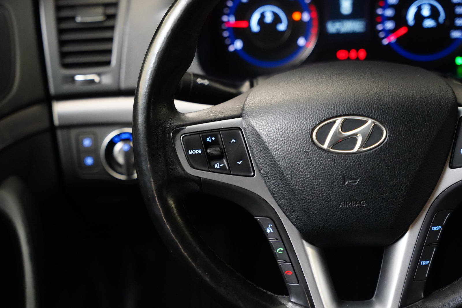 Hyundai i40 1.7 CRDI 100 kW – foto 15