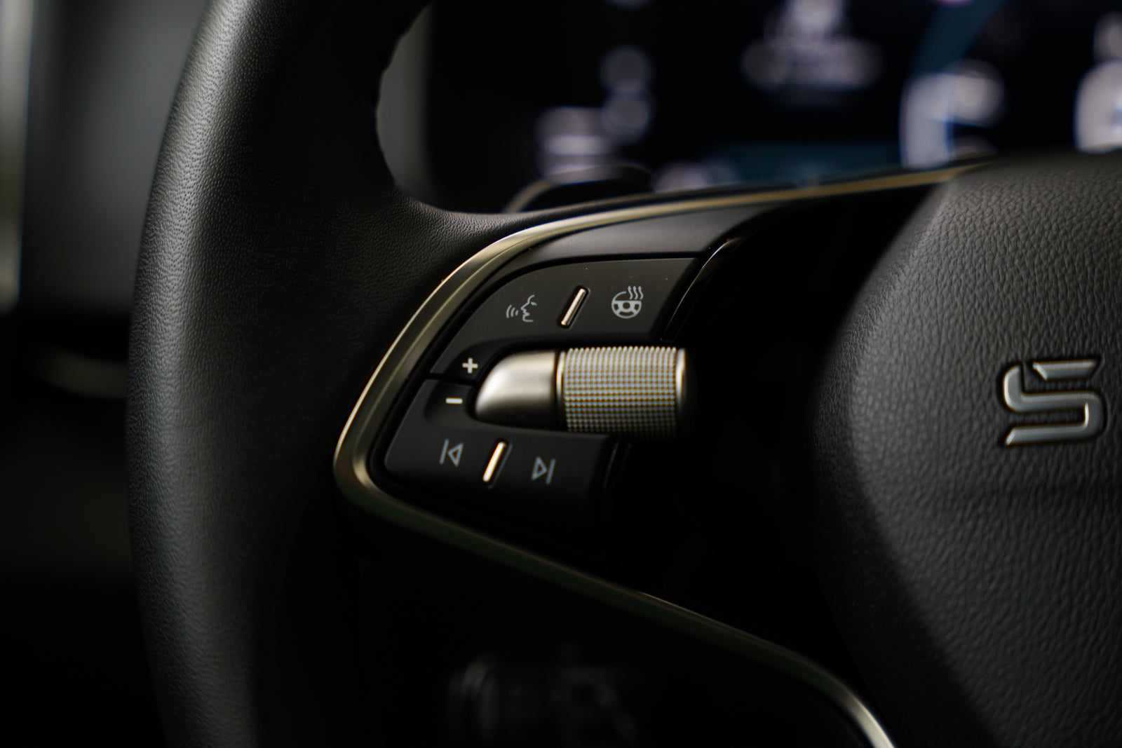 Škoda Karoq 1.5 TSI 110 kW Top Selection – foto 15