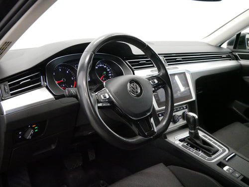 Volkswagen Passat 2.0 TDI 110kW Comfortline – foto 15