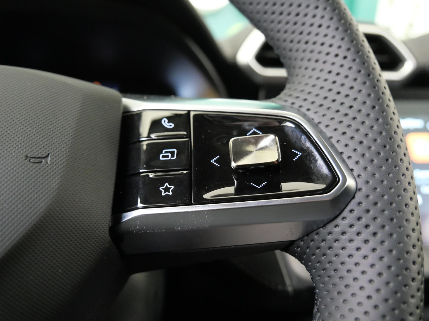 MG ZS 1.5 85 kW Elegance