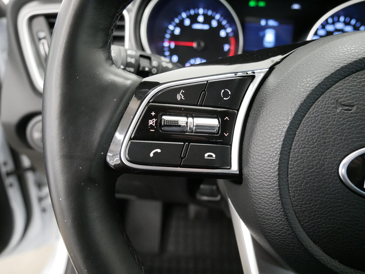 Kia Ceed 1.0 T-GDI 88 kW Spin