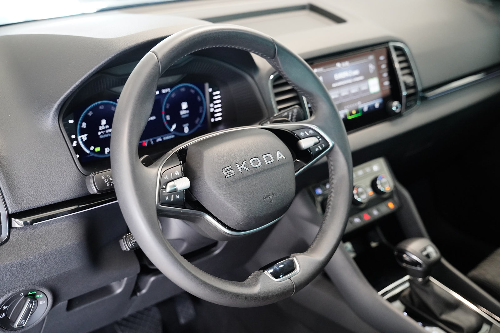 Škoda Karoq 1.5 TSI 110 kW Top Selection – foto 15