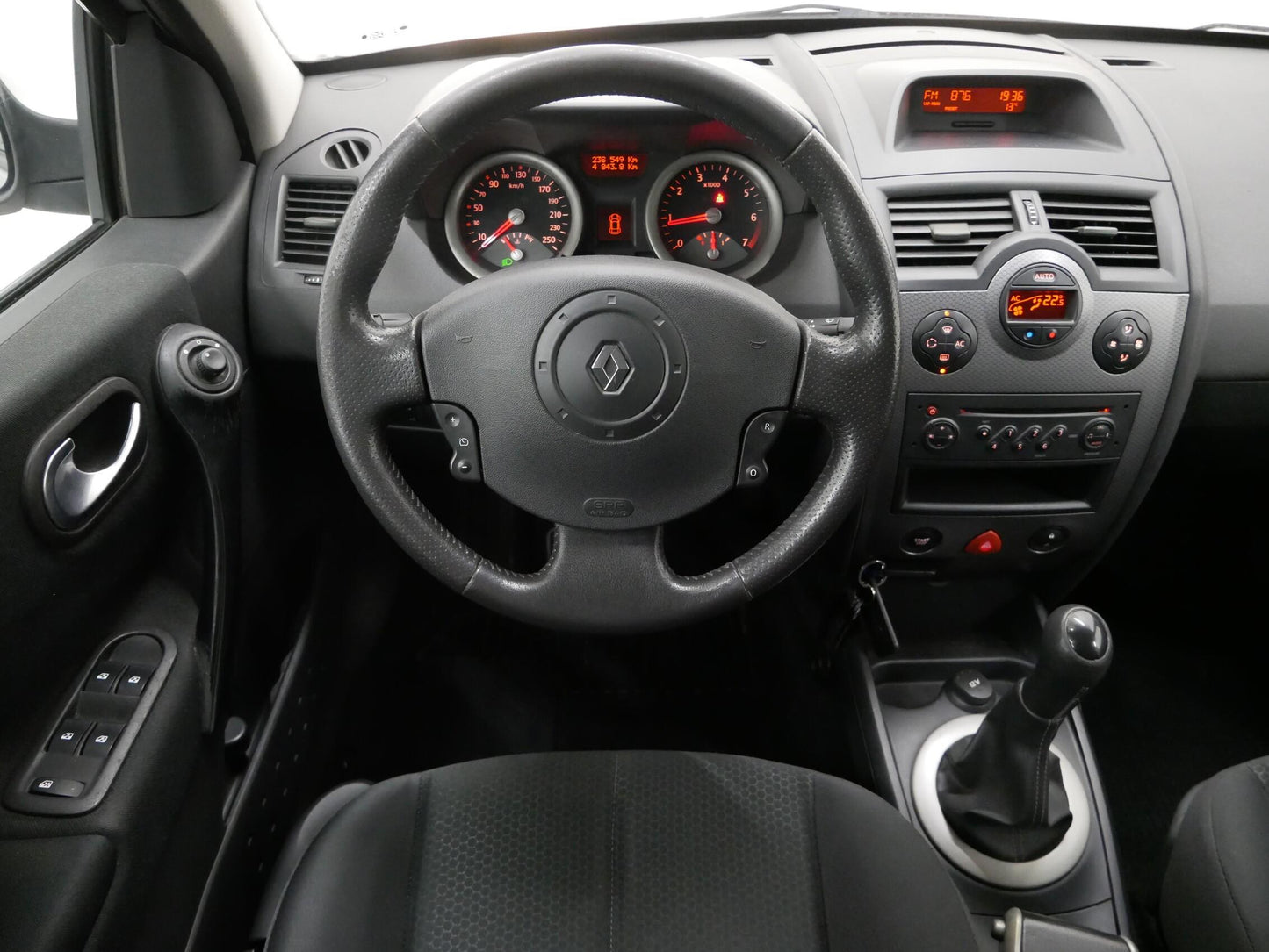 Renault Mégane 1.6i 16V 83 kW