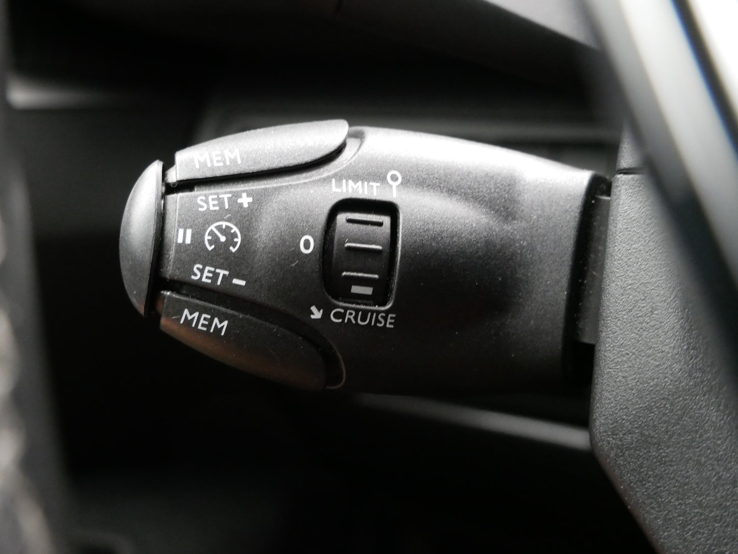 Peugeot 5008 1.2 PureTech 96 kW