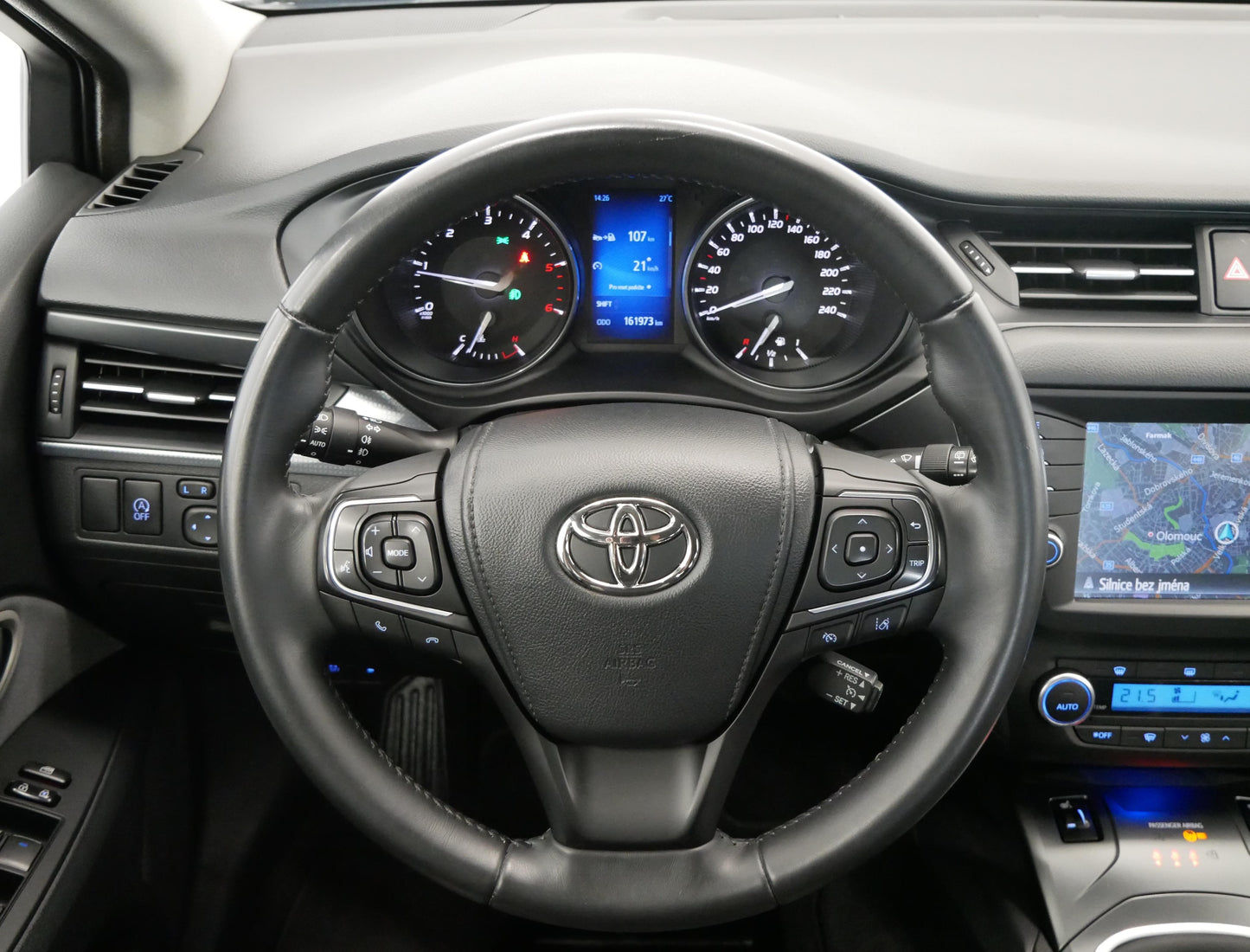 Toyota Avensis 1.6 82 kW Business