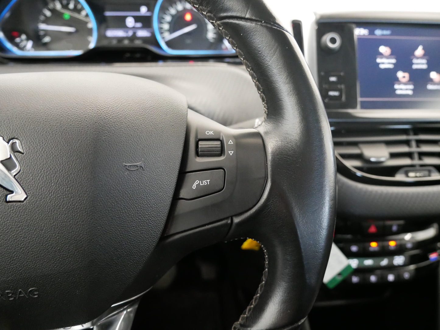 Peugeot 2008 1.2 PureTECH 81 kW Allure