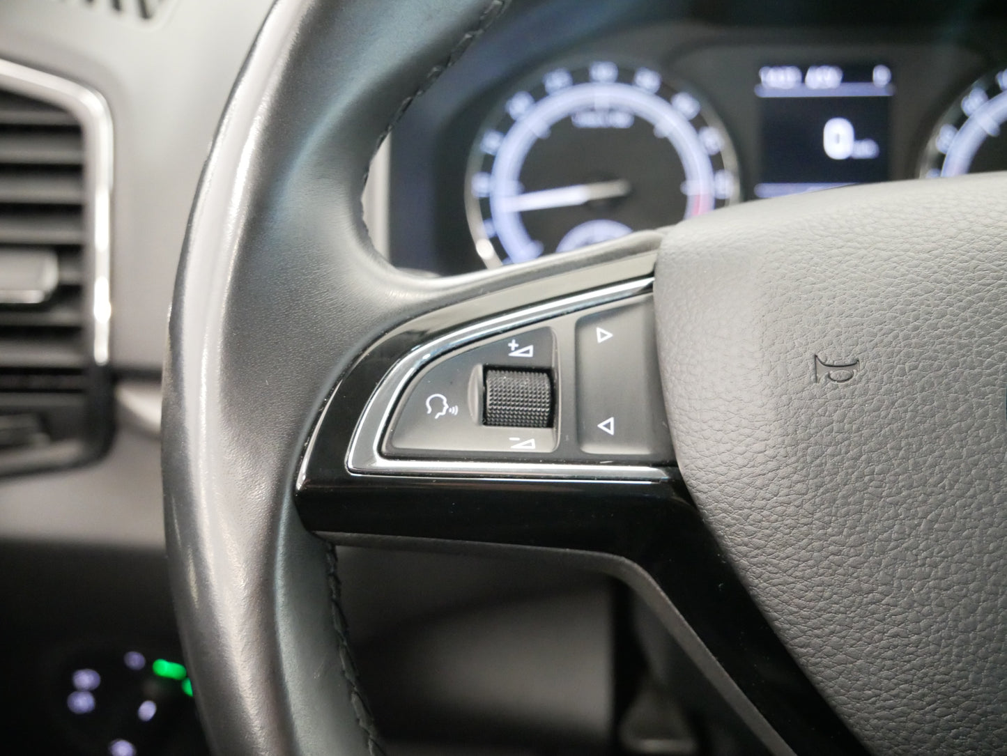 Škoda Karoq 1.6 TDI 85 kW Ambition