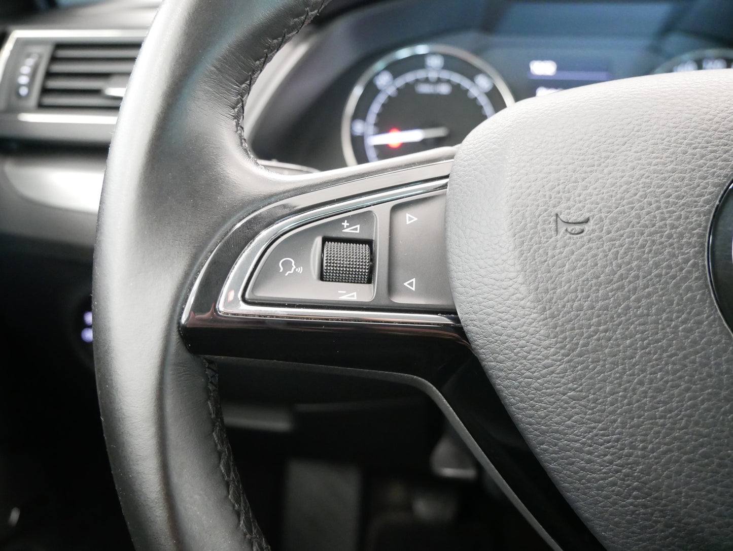 Škoda Superb 2.0TDI 110kW Style Plus