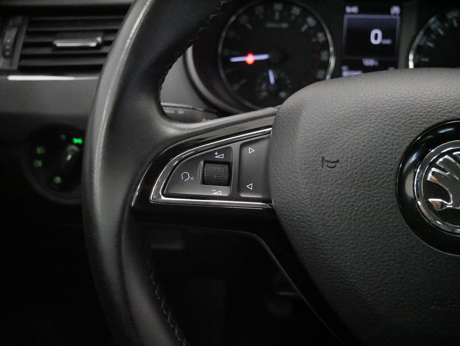 Škoda Octavia 2.0 TDI 110kW Style – foto 16