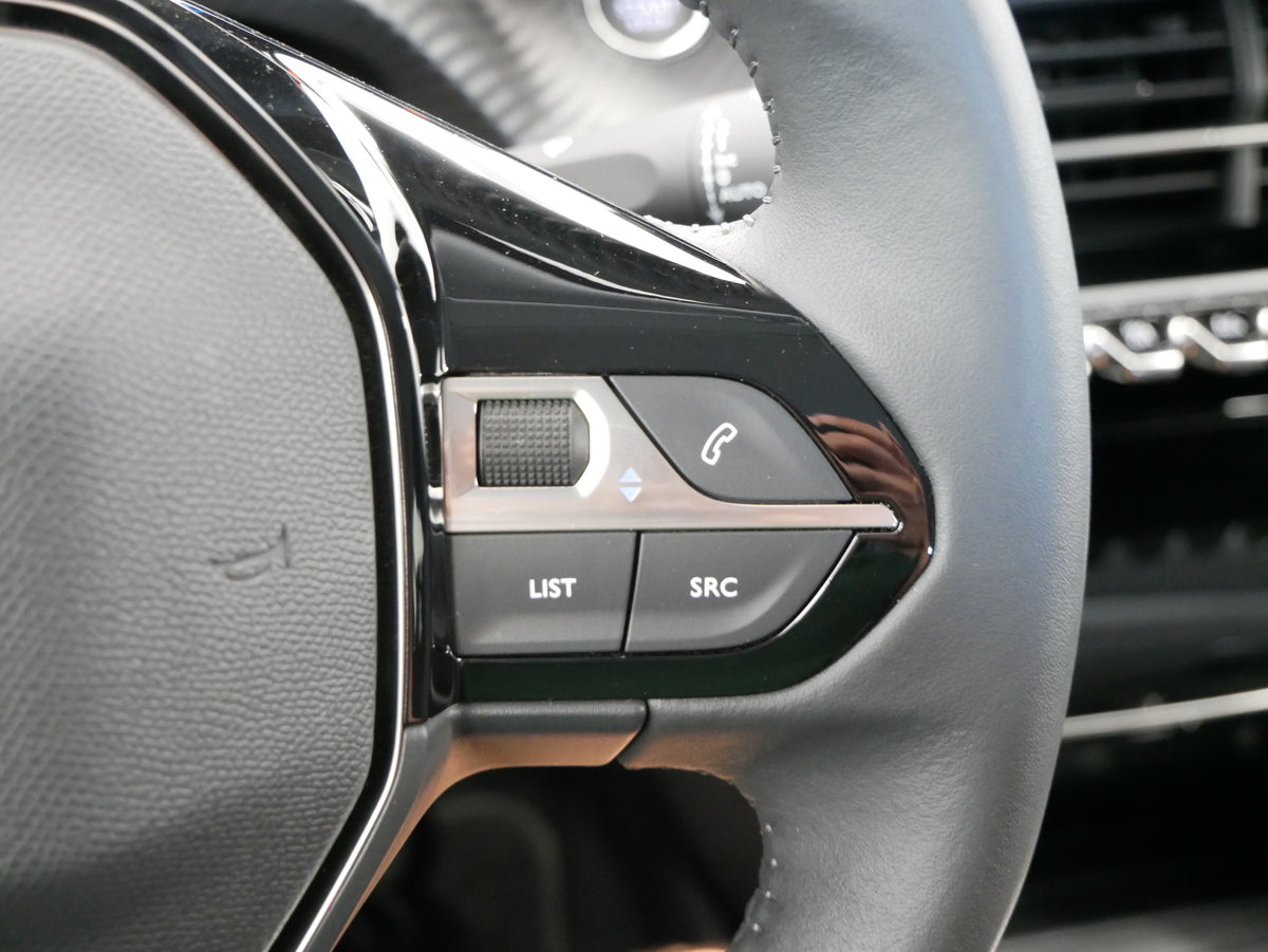 Peugeot 2008 1.2 PureTech 96 kW Allure Pack – foto 16