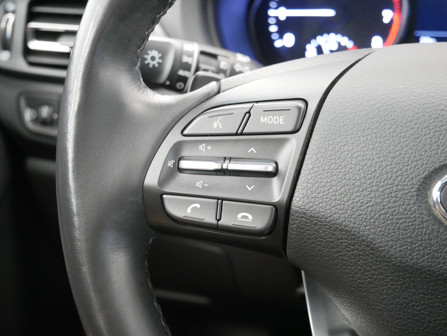 Hyundai i30 1.0 T-GDI 88 kW DCT Smart