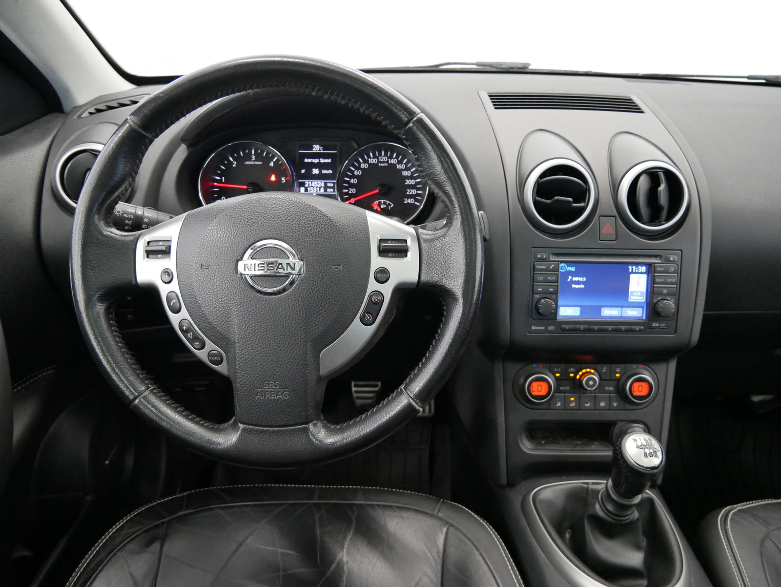 Nissan Qashqai 2.0 dCi 110 kW 4x4 Tekna – foto 16