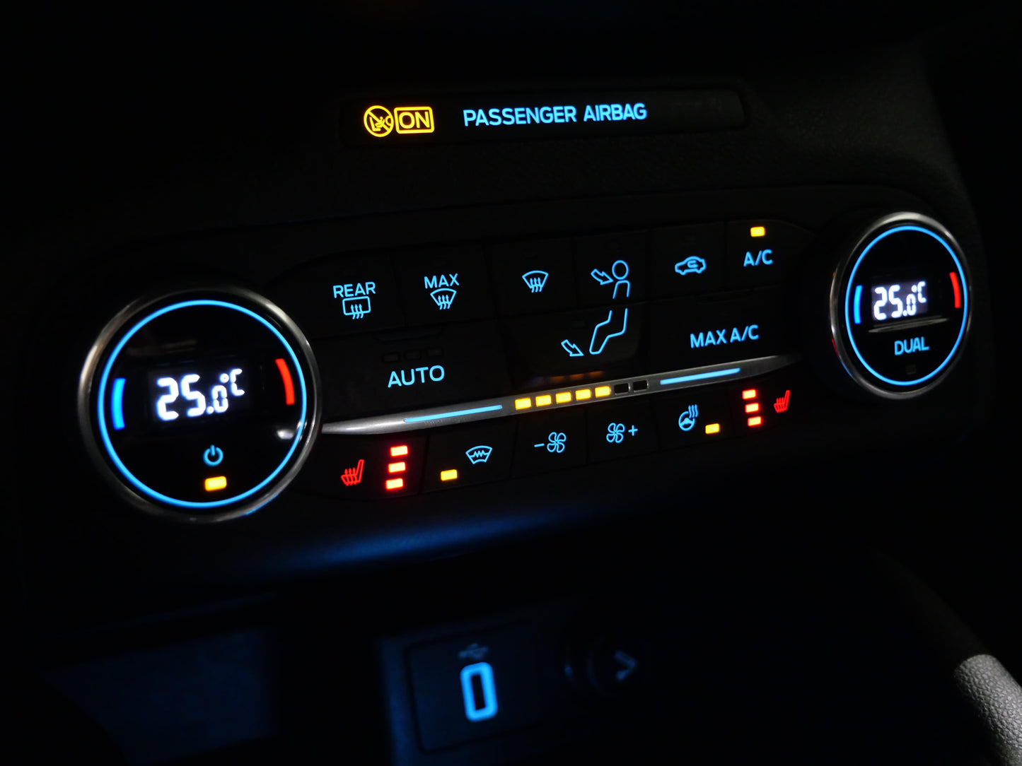 Ford Focus 2.0 EcoBlue 110 kW ST-Line