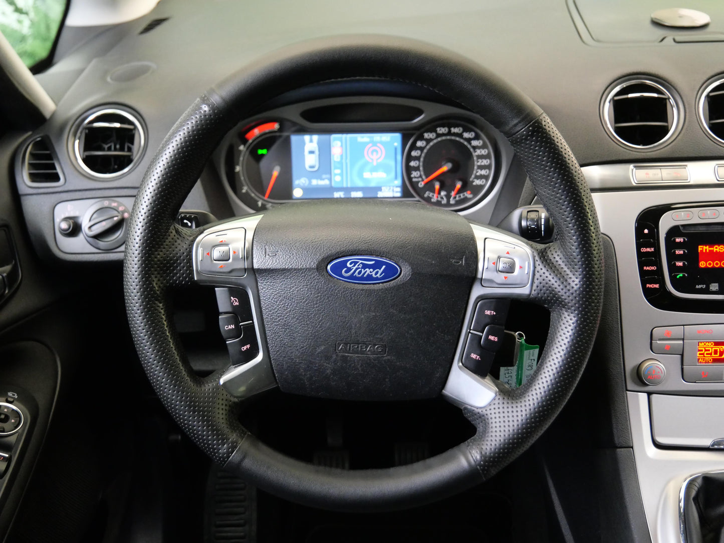 Ford S-MAX 2.0 TDCi 103 kW Titanium