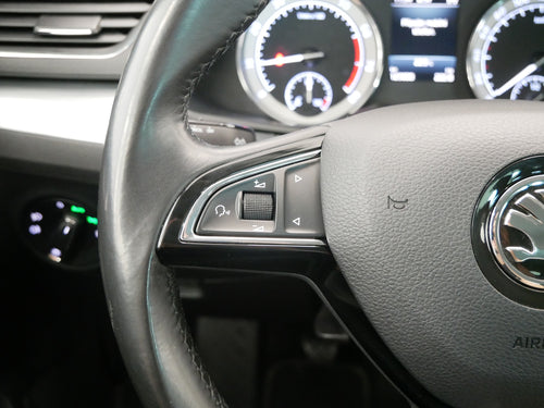 Škoda Superb 1.5 TSI 110kW Ambition Comfort – foto 16