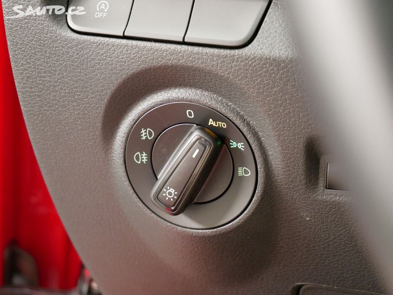 Škoda Fabia 1.0 TSI Ambition – foto 16