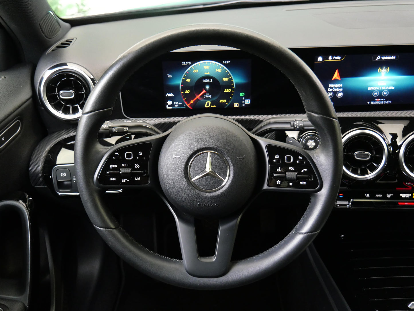 Mercedes-Benz Třídy A 180d 85 kW
