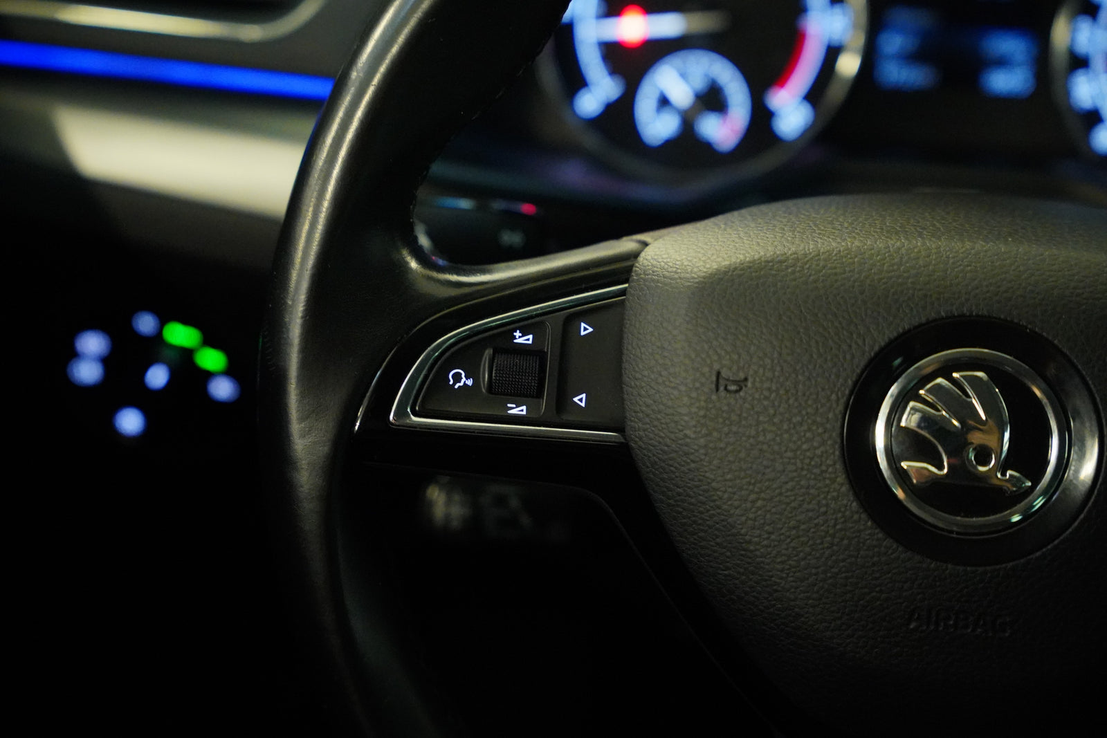 Škoda Superb 2.0 TDI 140 KW – foto 16