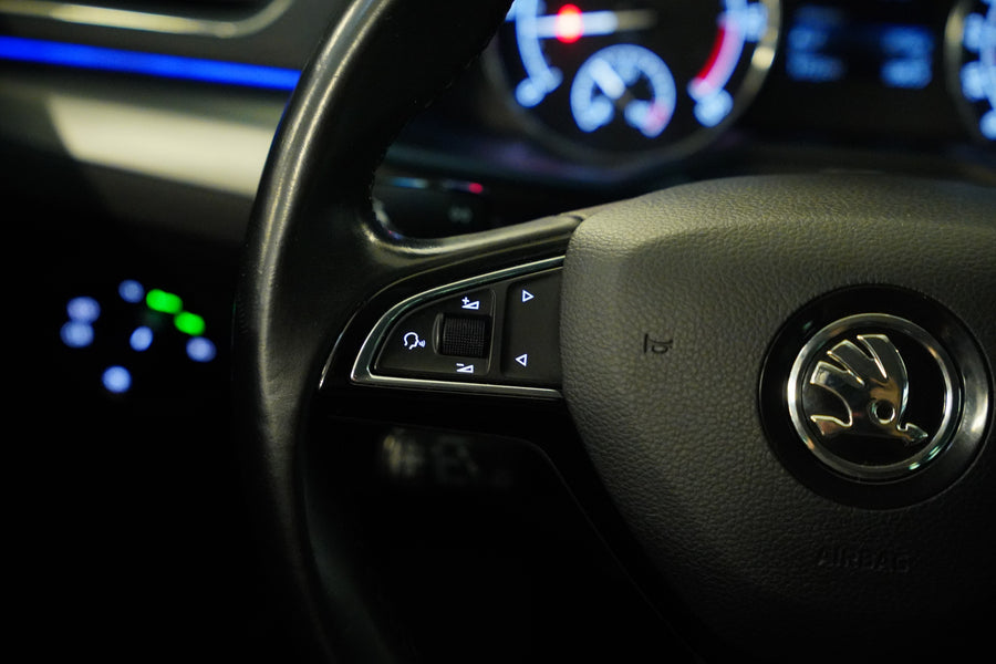 Škoda Superb 2.0 TDI 140 KW – foto 16
