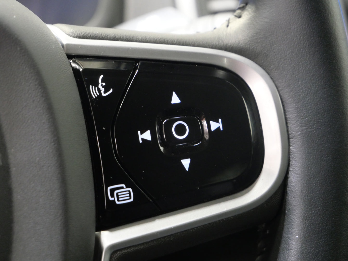 Volvo XC90 2.0 B5 173 kW Momentum Pro