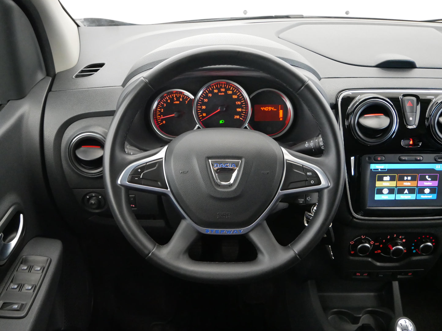 Dacia Lodgy 1.6 SCe 75 kW Stepway Techroad