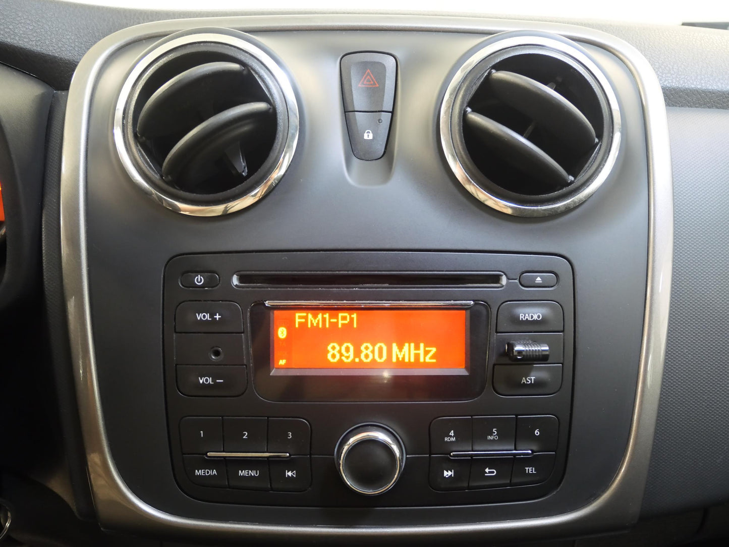 Dacia Logan 1.2 16V 54 kW