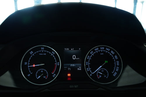 Škoda Superb 2.0 TDI 110 kW DSG Style – foto 16