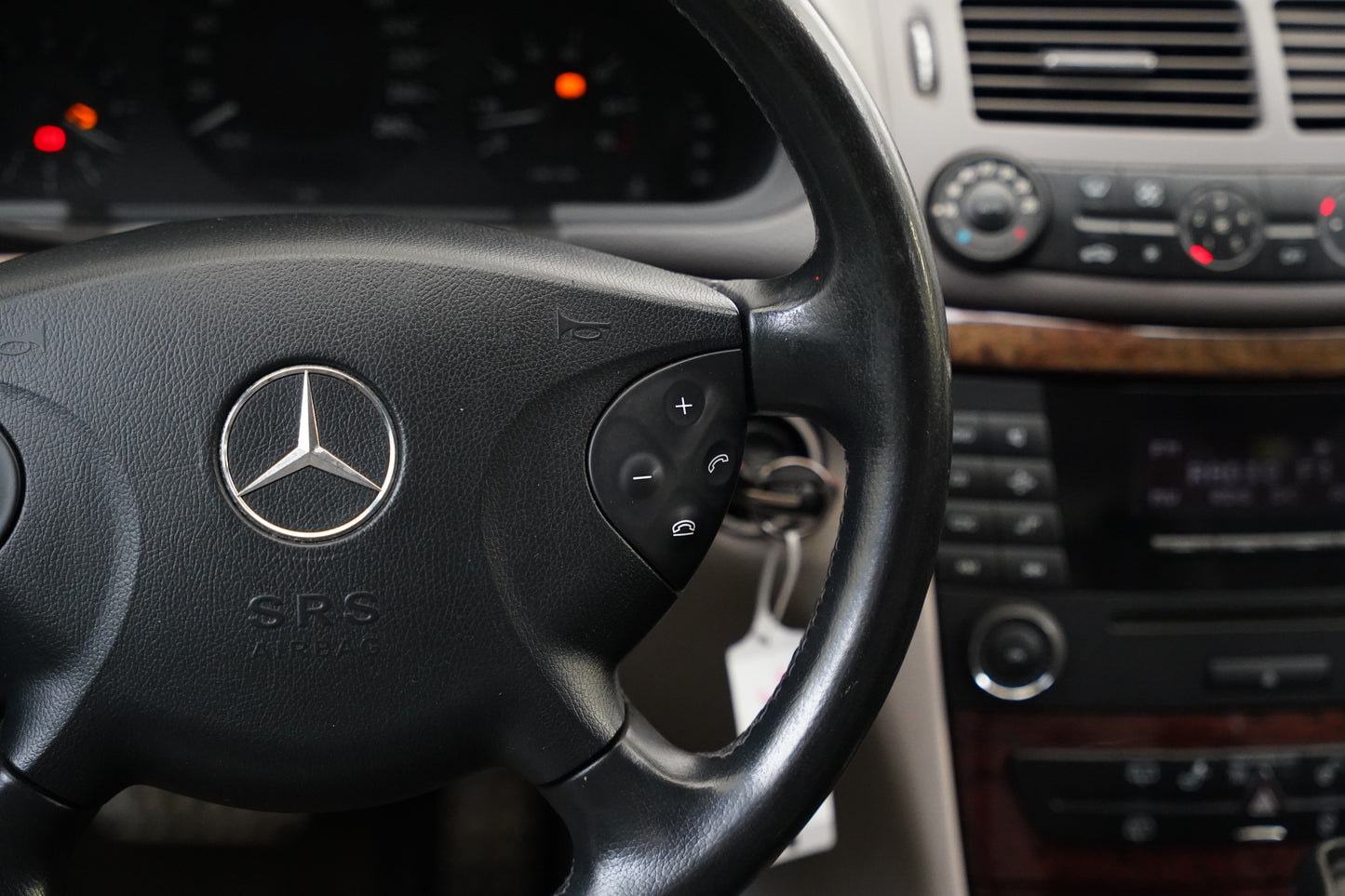 Mercedes-Benz Třídy E E350 T 200 kW