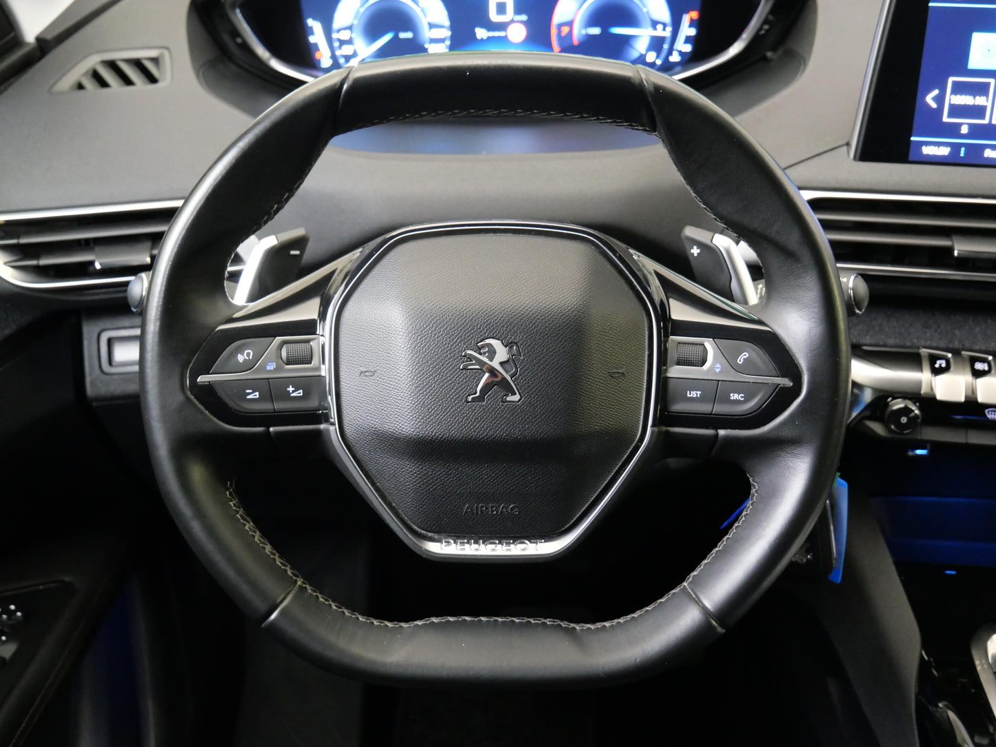 Peugeot 3008 1.2 PureTech 96 kW Allure