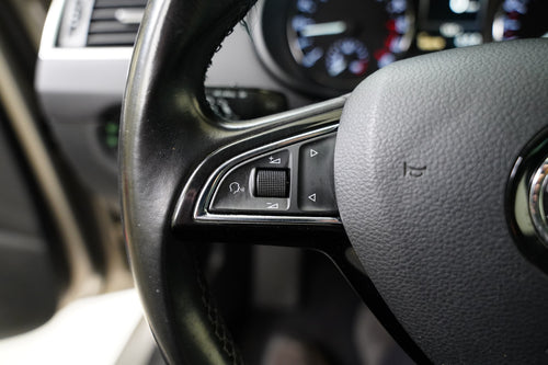 Škoda Octavia 1.6 TDI 81 kW Style – foto 16