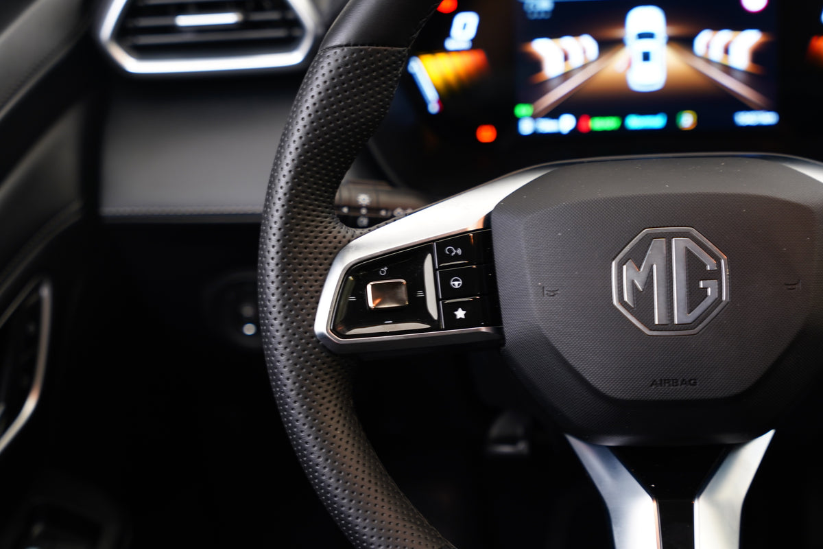 MG ZS 1.5 75 kW Hybrid Exclusive – foto 16