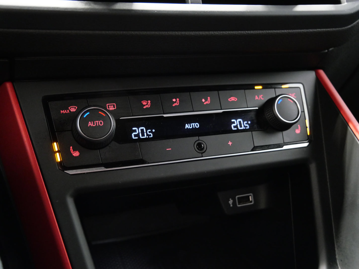 Volkswagen Polo 2.0 TFSI 147 kW GTI