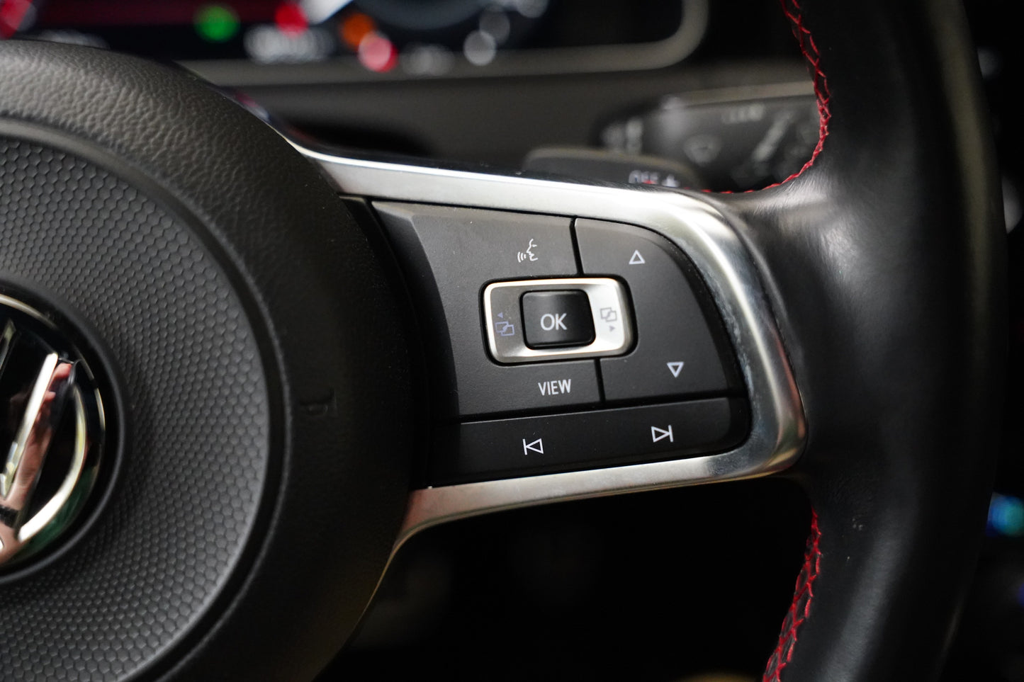 Volkswagen Golf 2.0 TSI 180 kW GTI Performance