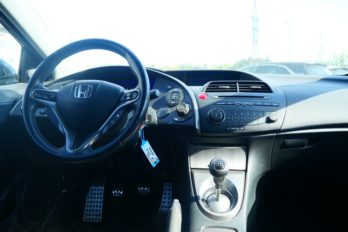 Honda Civic 1.8i 103 kW Sport