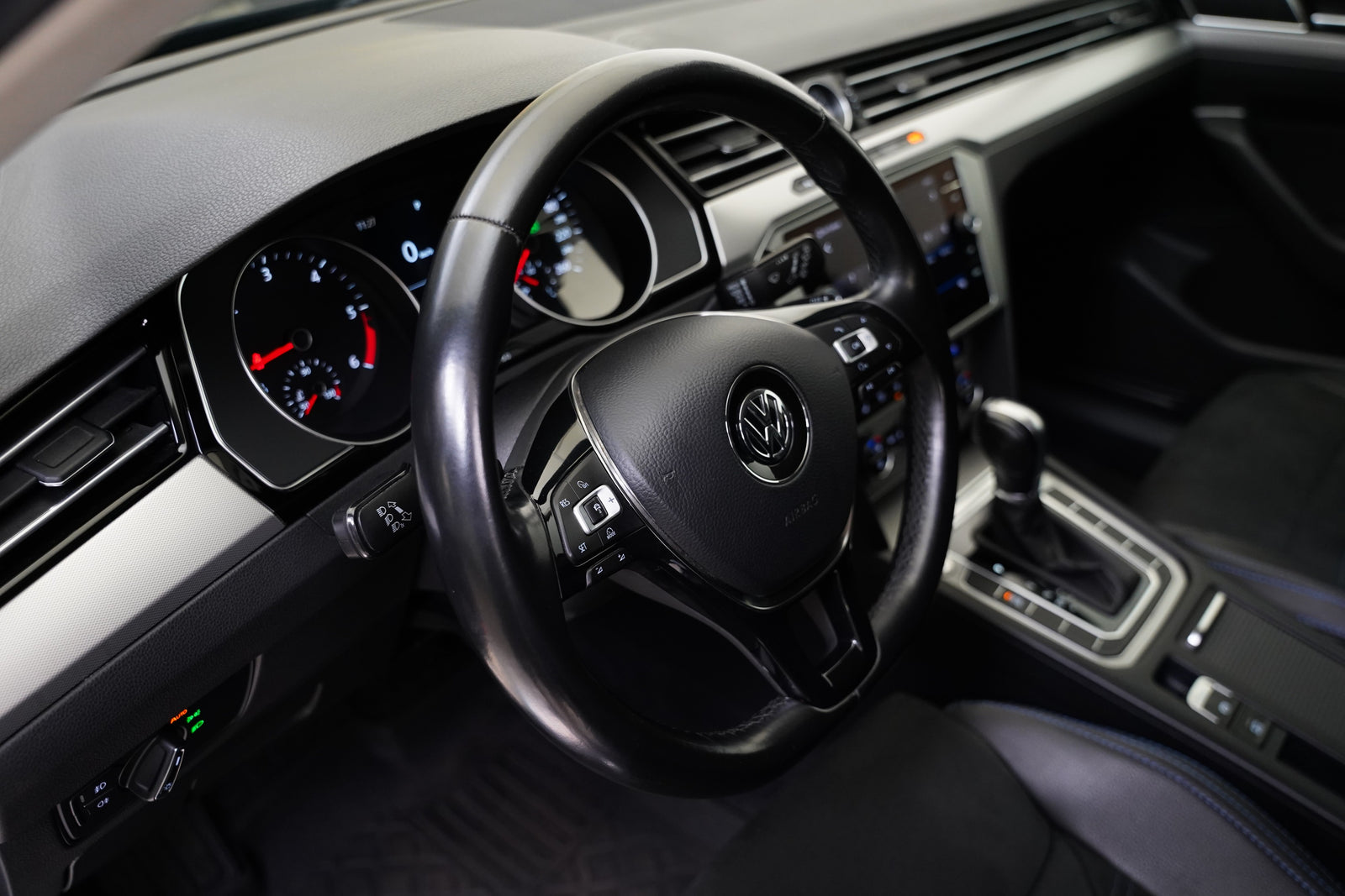 Volkswagen Passat 2.0 TDI 110kW DSG Comfortline – foto 16
