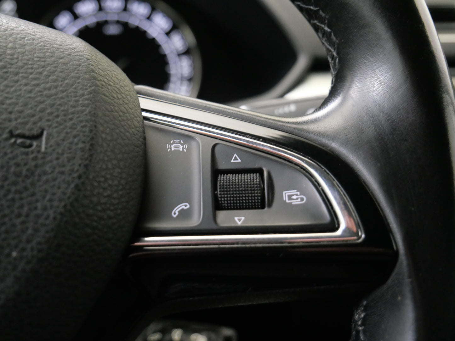 Škoda Superb 1.8 TSI 132 kW Ambition