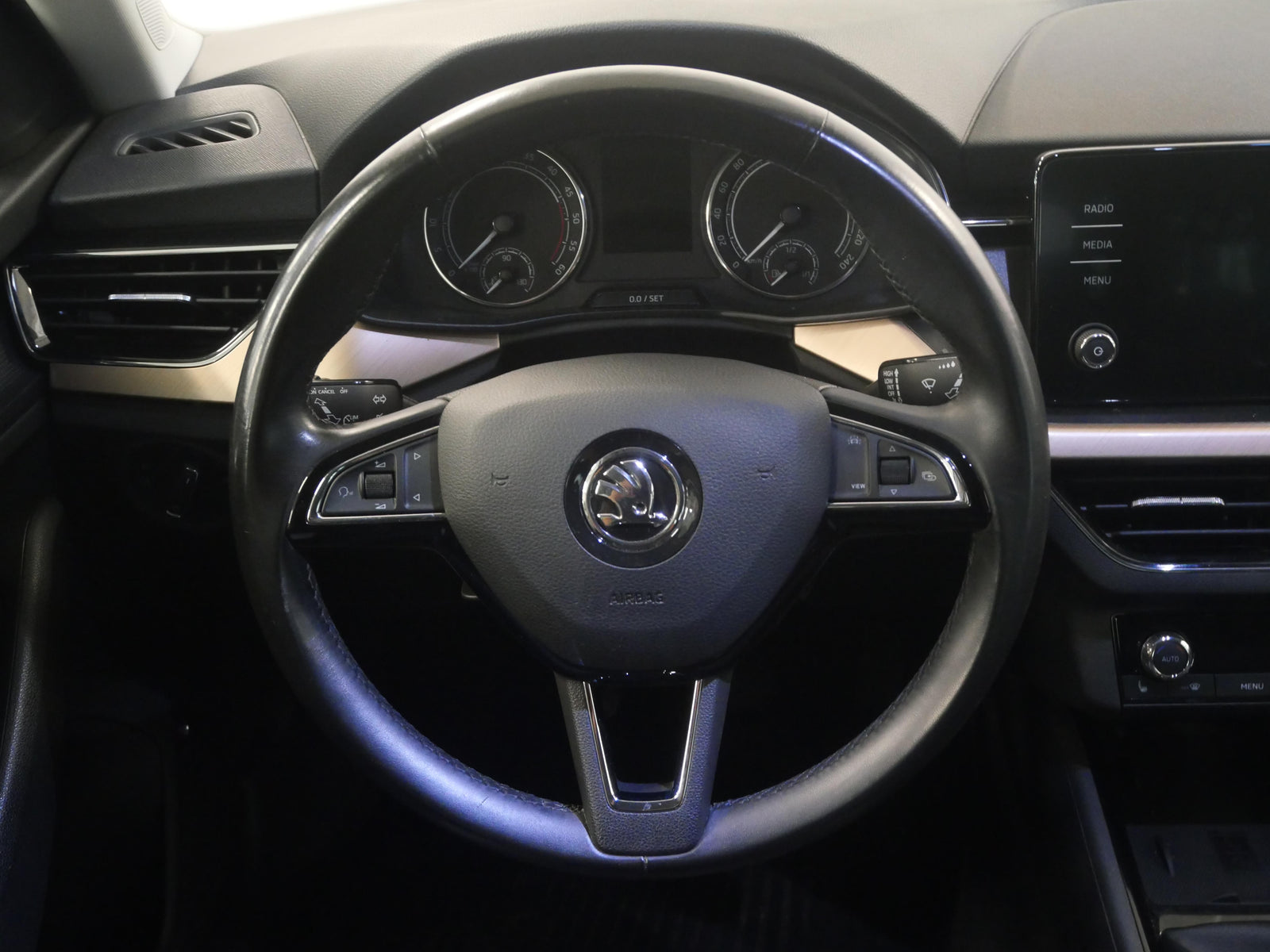 Škoda Scala 1.6 TDI 85 kW Style – foto 16