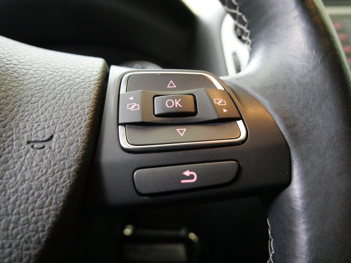 Volkswagen Tiguan 1.4 TSI 110 kW Sport & Style