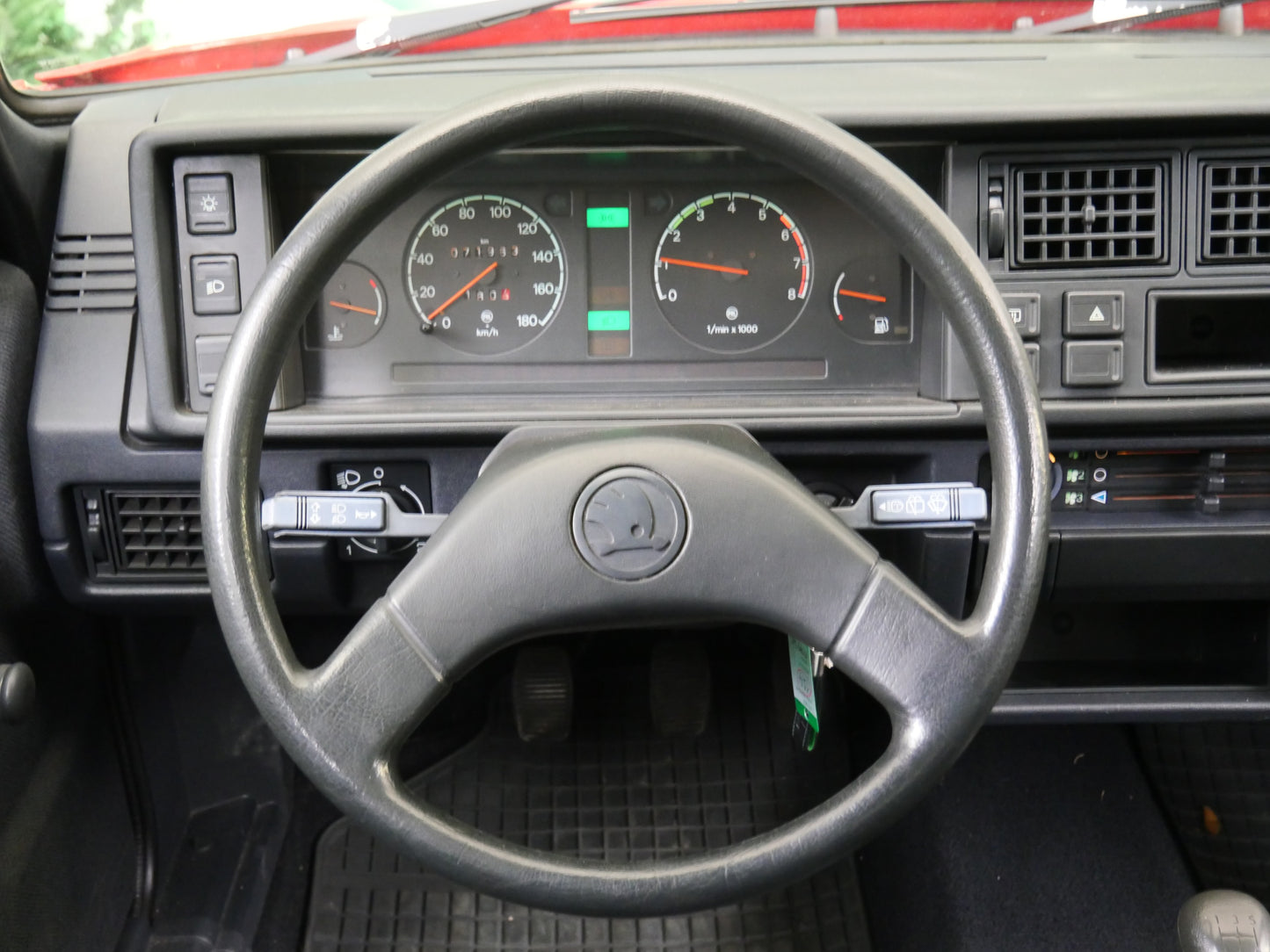 Škoda Favorit 1.3 43 kW 135 LX